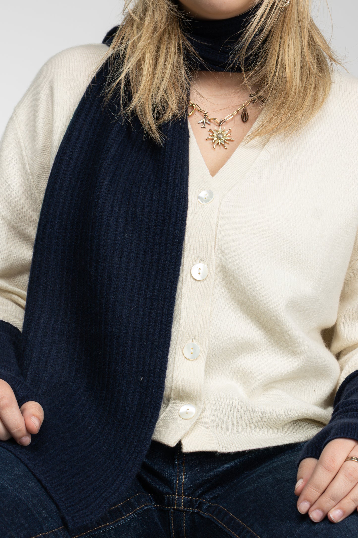 Der Ox Haven Schal in Marineblau (Unisex)